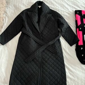Navy blue quilted trench coat, size small